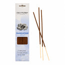 Braune olibanum räucherstäbchen mit holzspitzen verpackt in weiße hülle von jiri & friends bei mana shop