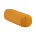 Ein weicher, senfgelber yoga bolster eco dinkel mit glattem stoffbezug und griff an einem ende