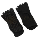 Schwarze yogasocken pilatessocken mit vollen zehen aus weichem myga eco material und rutschfesten non-slip grip punkten
