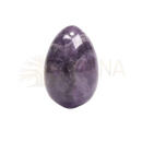 Yoni ei aus amethyst mit glatter oberfläche und lila venierung für spirituelle verbindung und ganzheitliche heilung im mana shop