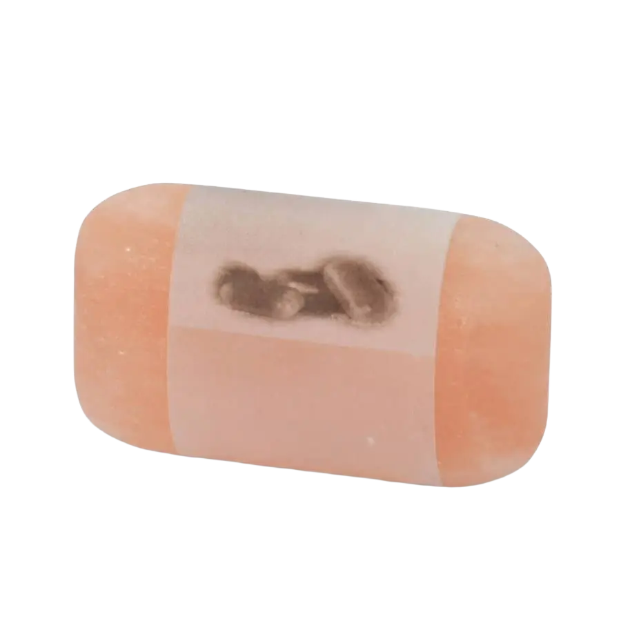 Natürliche Himalaya-Salzseife von Zen'Arome für Gesicht, Peeling und Reinigung, zeigt die Seife in einer handlichen Portion.