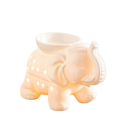 Creamfarbener tandor wax warmer aus glänzender keramik in elefantenform mit dekorativen perforationen
