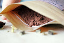 Zeremonieller Kakao Choco Chai von Ayamani Naturals, heiße Schokolade mit Reishi und Chaga, für gemütliche Genussmomente