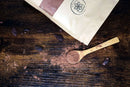 Ayamani Naturals Moon Choc Süßigkeiten und Snacks, 100 g, mit Schokoladenstücken und natürlichen Zutaten.